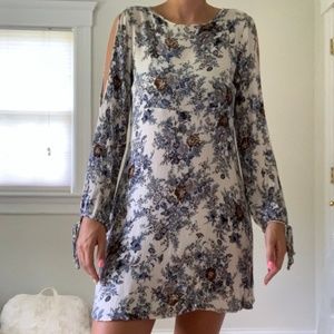 Open Shoulder floral printed mini dress